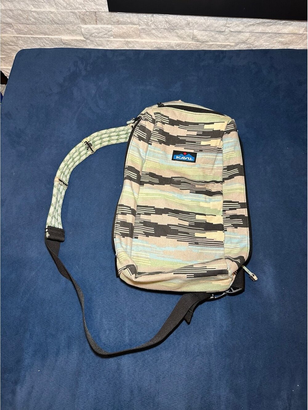 KAVU Sling Bag Backpack Crossbody Bag